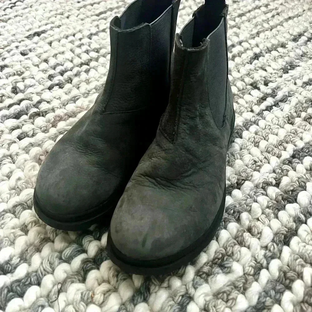 Zara boys suede
